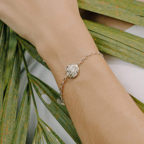 Emie Bracelet with White Enamel