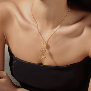 Amélie Pendant with White Sapphire