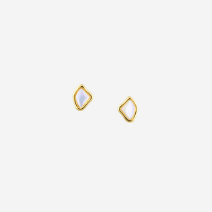 Gemma Stud Earrings with Mother of Pearl
