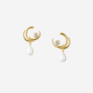 Noemie Studs Earrings with Pearl